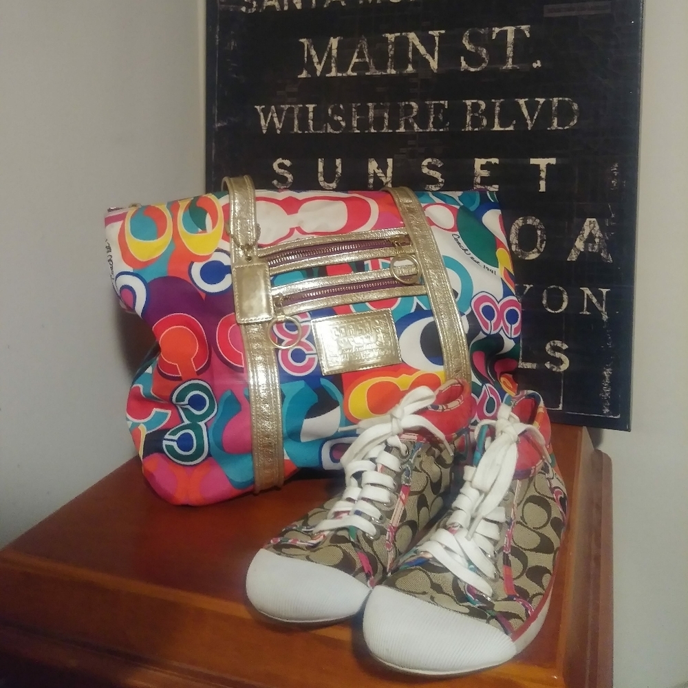 Coach bag and sneakers 8.5 Valentine's Day Gift - Picture 1 of 1